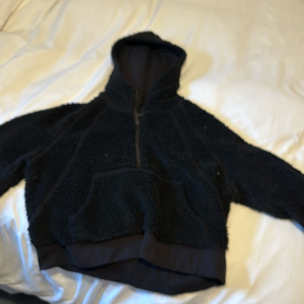 Furry black lululemon scuba